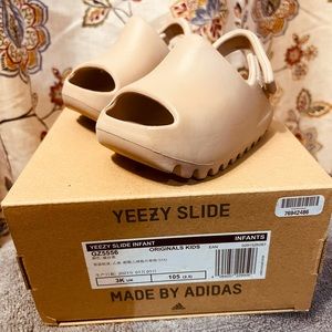 Infant Yezzy Slides “Pure” 2021